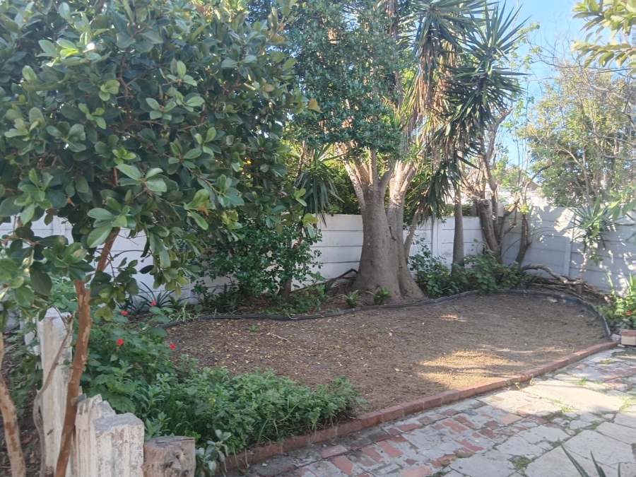 To Let 3 Bedroom Property for Rent in Heathfield Western Cape